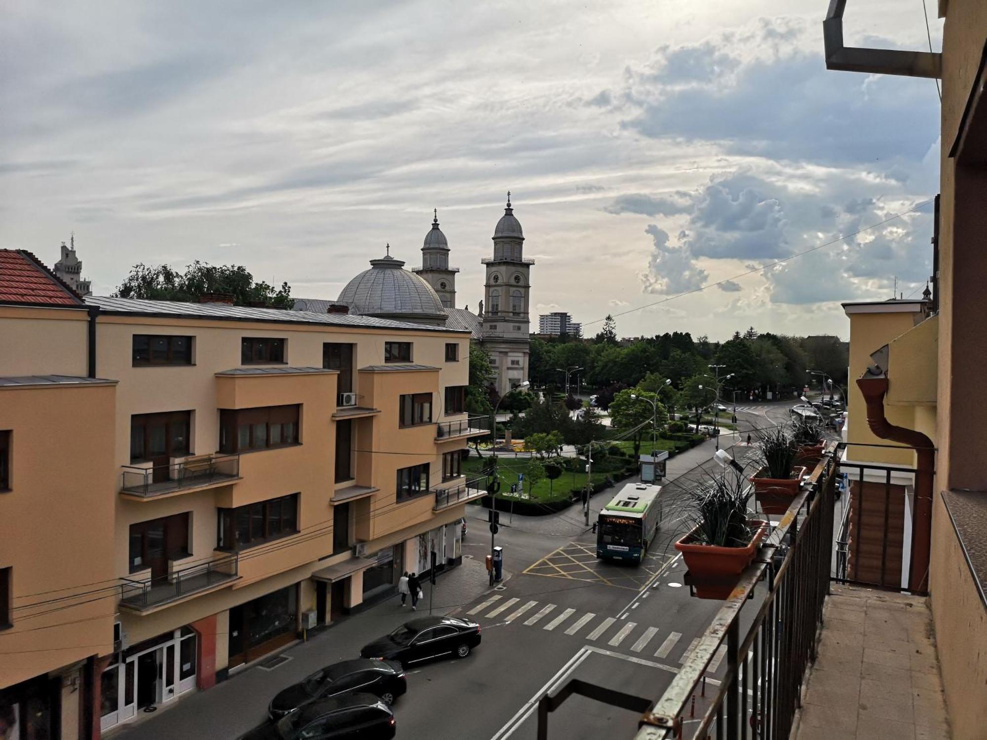 Bulevard Apartments Satu Mare Luaran gambar